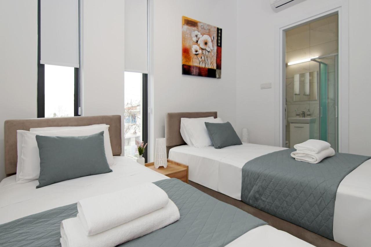 Villa Queen Eleanor Protaras Exterior foto